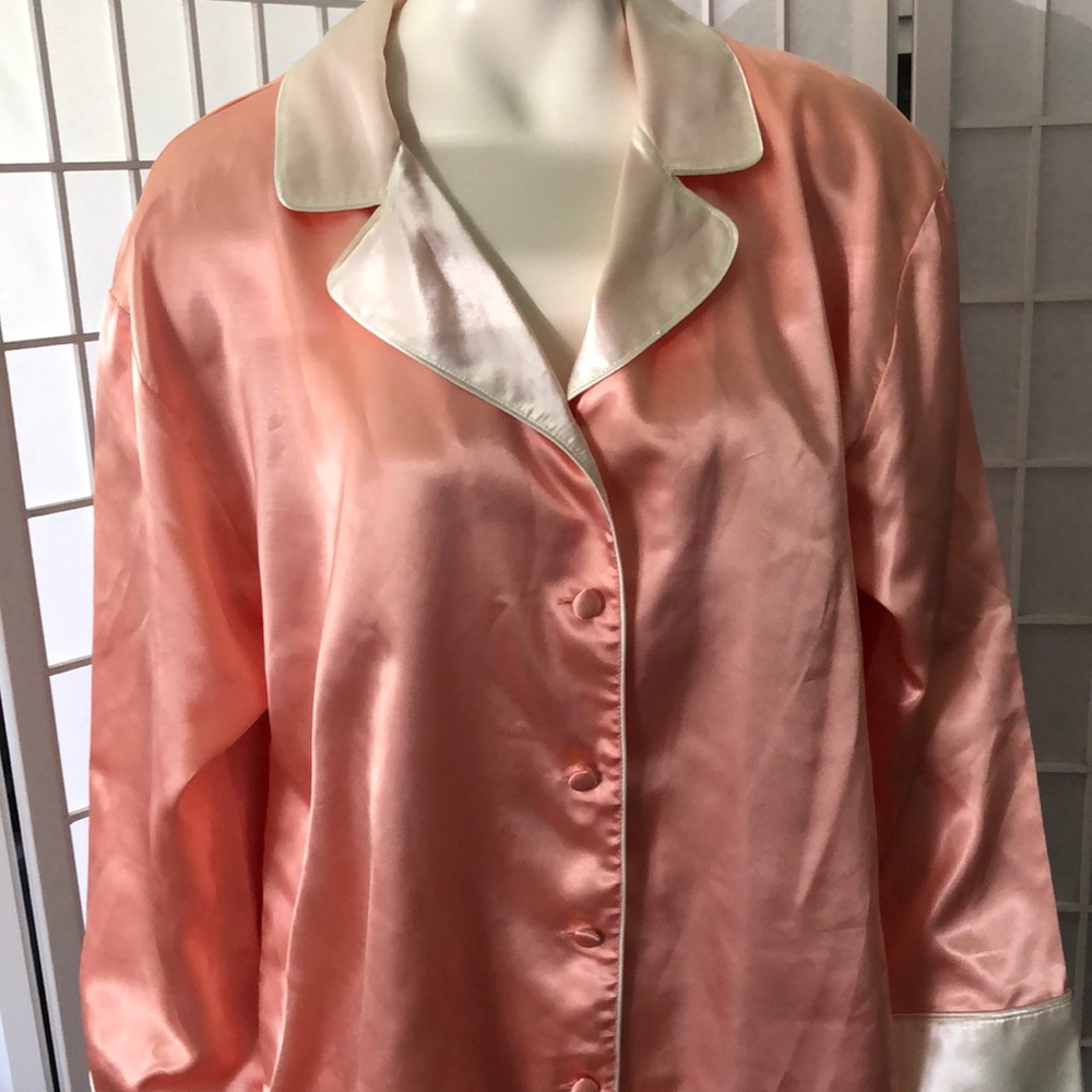 Silky Peach Pajamas Sz S/M